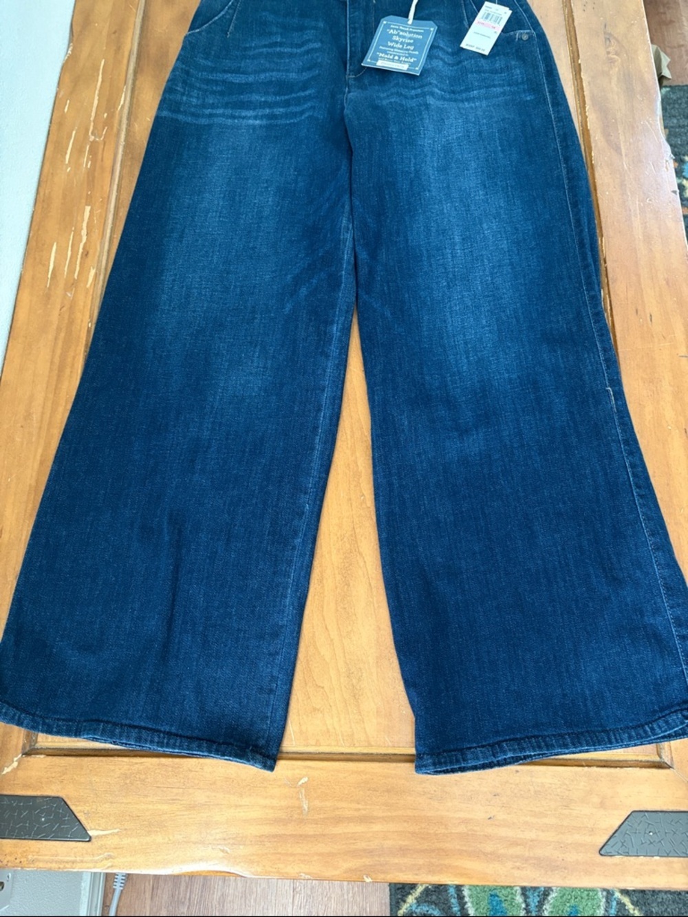Democracy NWT Ab Solution Șki Rise Wide Leg Jeans Size 10 - Picture 3 of 15
